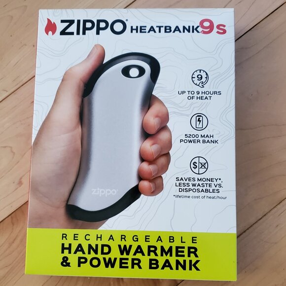 NEW Zippo Silver HeatBank 9s Rechargeable Hand Warmer & Power Bank - Picture 1 of 5
